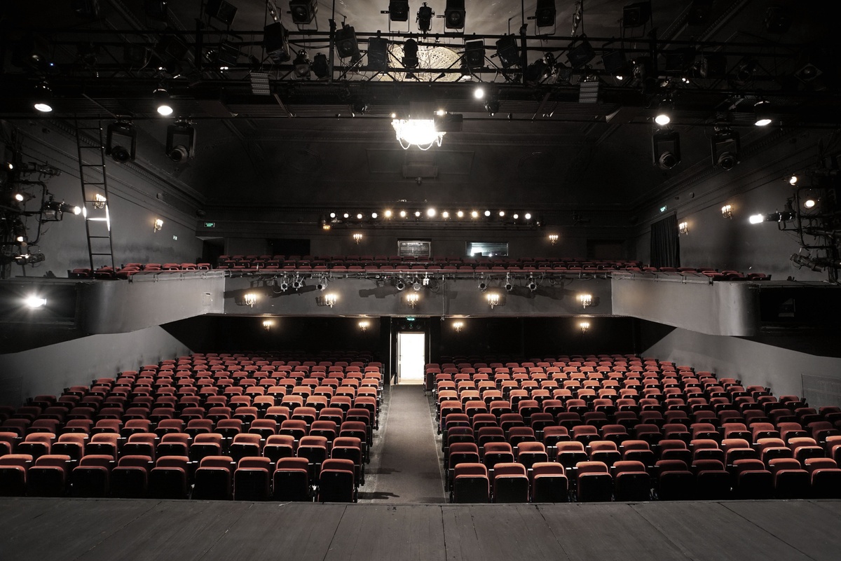 Театр европы зал